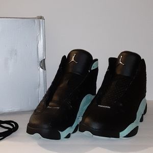 Air Jordan 13 Retro "Island Green" - Size 10.5
